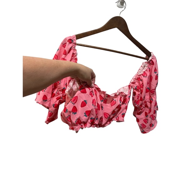 SHEIN PINK CROPPED OFF SHOULDER STRAWBERRY TOP WITH RUFFLED SLEEVES SIZE 2X - Picture 1 of 10